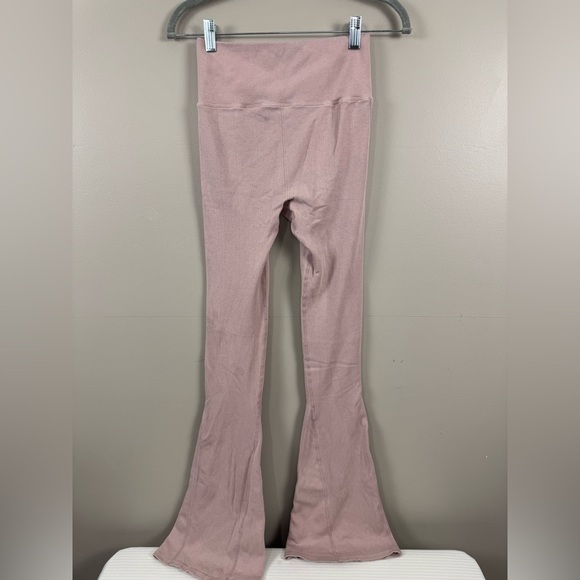 Free People Movement Pink Flare Yoga Pants XS Small Balletcore Lounge - Picture 6 of 10